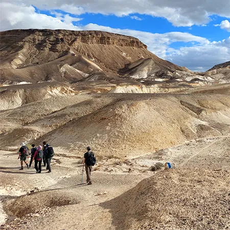 טרק נדודים בארץ בראשית טרק נדודים בארץ בראשית